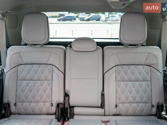 Линкольн Навигатор, объемом двигателя 3.5 л и пробегом 1 тыс. км за 196000 $, фото 57 на Automoto.ua