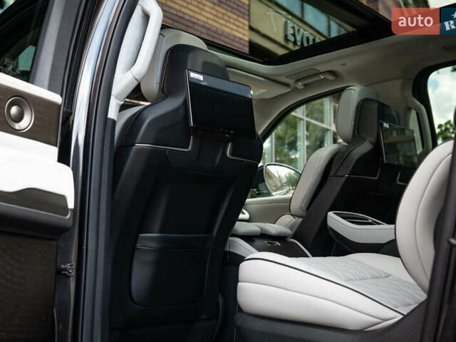 Линкольн Навигатор, объемом двигателя 3.5 л и пробегом 1 тыс. км за 196000 $, фото 43 на Automoto.ua