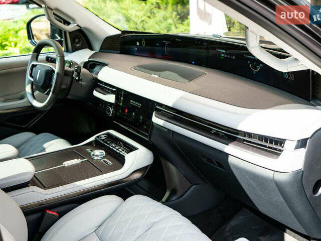 Линкольн Навигатор, объемом двигателя 3.5 л и пробегом 1 тыс. км за 196000 $, фото 37 на Automoto.ua