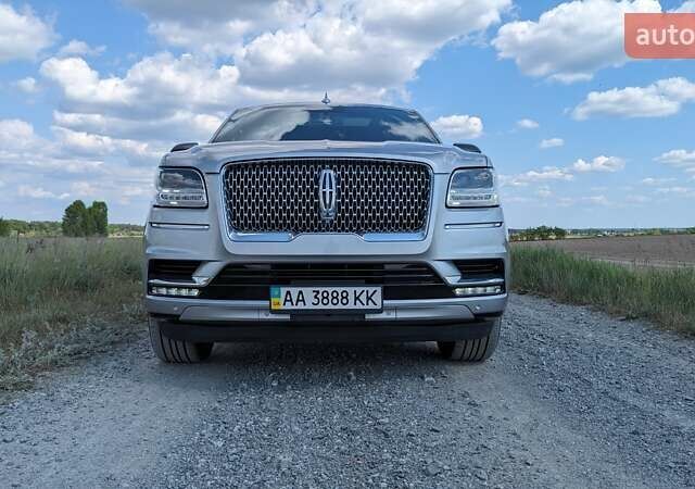 Серый Линкольн Навигатор, объемом двигателя 3.5 л и пробегом 33 тыс. км за 63000 $, фото 37 на Automoto.ua