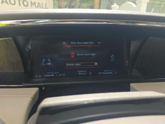 Серый Линкольн Навигатор, объемом двигателя 0 л и пробегом 90 тыс. км за 25000 $, фото 5 на Automoto.ua