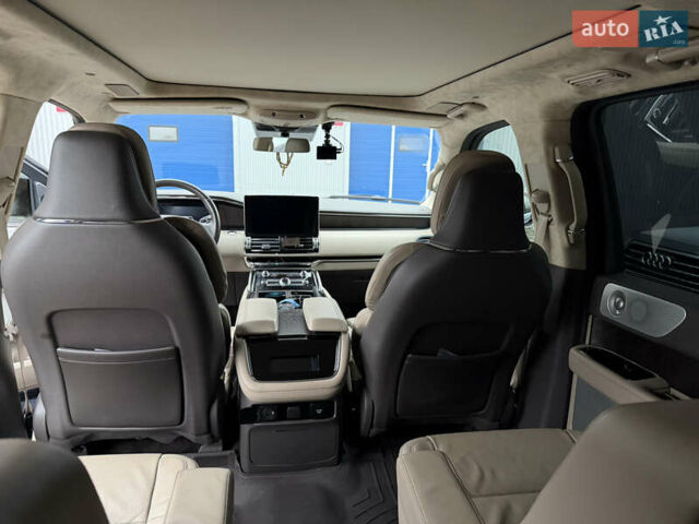 Синий Линкольн Навигатор, объемом двигателя 3.5 л и пробегом 70 тыс. км за 81000 $, фото 10 на Automoto.ua