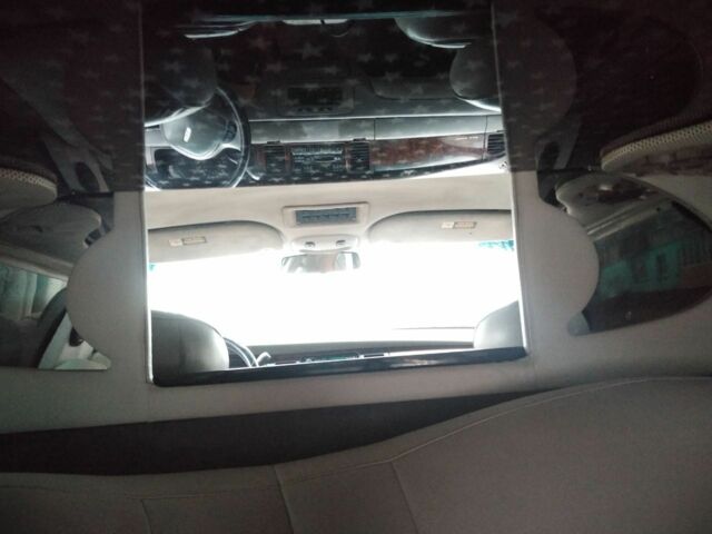 Белый Линкольн Таун Кар, объемом двигателя 4.6 л и пробегом 126 тыс. км за 3800 $, фото 20 на Automoto.ua