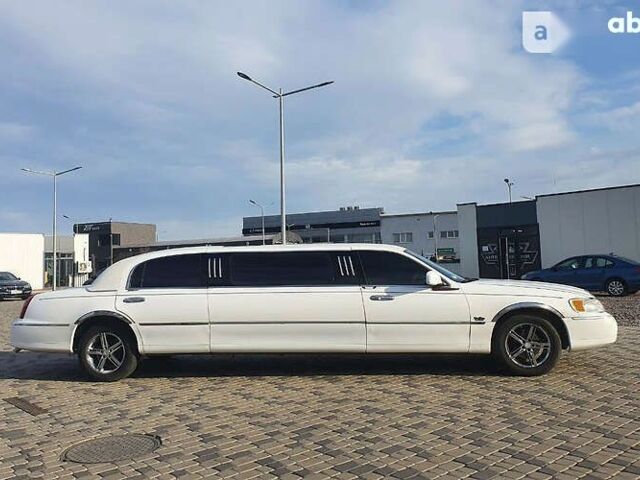 Лінкольн Town Car, об'ємом двигуна 4.6 л та пробігом 334 тис. км за 8000 $, фото 6 на Automoto.ua