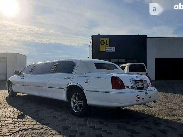 Лінкольн Town Car, об'ємом двигуна 4.6 л та пробігом 334 тис. км за 8000 $, фото 3 на Automoto.ua