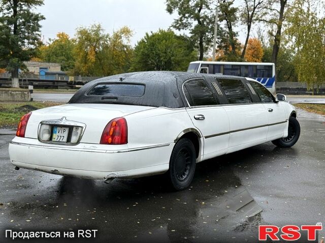 Лінкольн Town Car, об'ємом двигуна 4.6 л та пробігом 150 тис. км за 1850 $, фото 2 на Automoto.ua