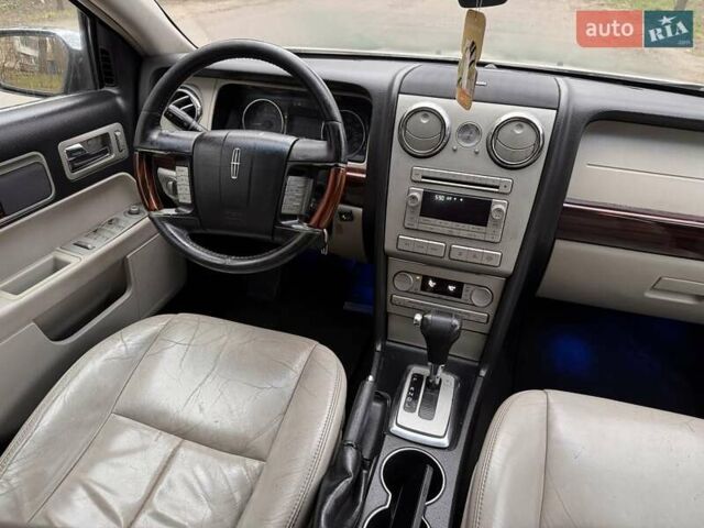 Белый Линкольн Зефир, объемом двигателя 2.97 л и пробегом 233 тыс. км за 5999 $, фото 69 на Automoto.ua