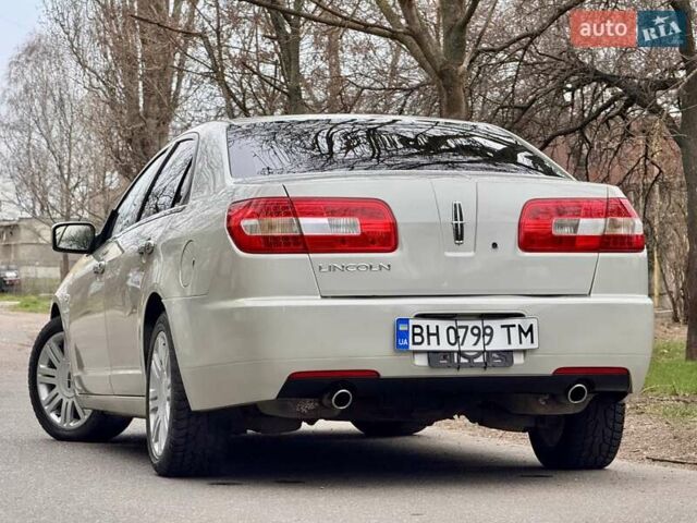 Білий Лінкольн Зефір, об'ємом двигуна 2.97 л та пробігом 233 тис. км за 5999 $, фото 27 на Automoto.ua