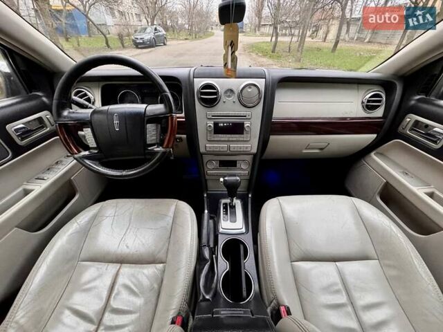 Белый Линкольн Зефир, объемом двигателя 2.97 л и пробегом 233 тыс. км за 5999 $, фото 68 на Automoto.ua