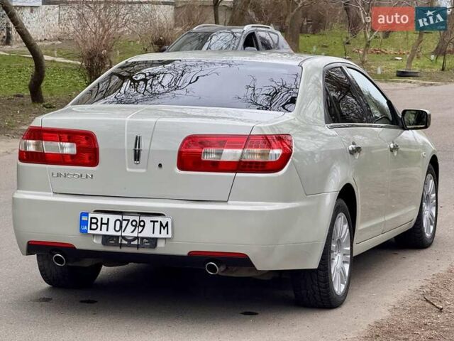 Белый Линкольн Зефир, объемом двигателя 2.97 л и пробегом 233 тыс. км за 5999 $, фото 13 на Automoto.ua