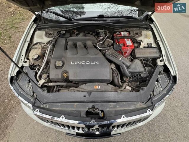 Белый Линкольн Зефир, объемом двигателя 2.97 л и пробегом 233 тыс. км за 5999 $, фото 76 на Automoto.ua