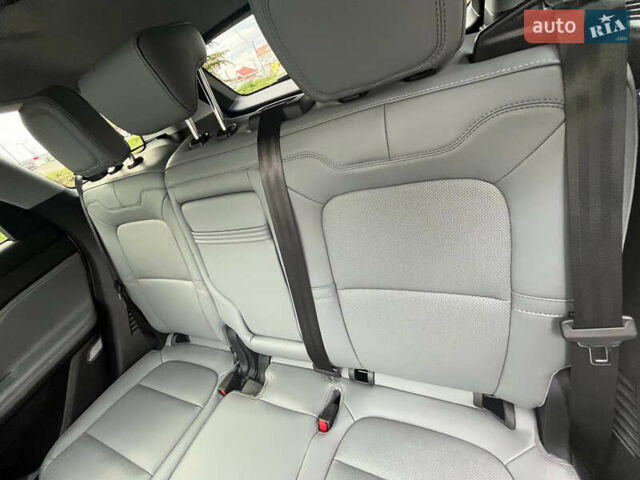 Білий Лінкольн Corsair, об'ємом двигуна 2 л та пробігом 84 тис. км за 22700 $, фото 20 на Automoto.ua