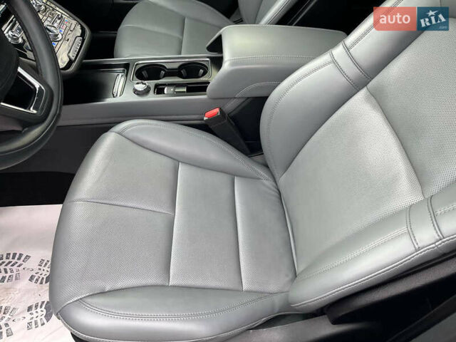Білий Лінкольн Corsair, об'ємом двигуна 2 л та пробігом 84 тис. км за 22700 $, фото 16 на Automoto.ua
