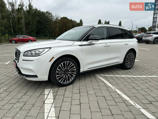 Белый Линкольн Corsair, объемом двигателя 2.29 л и пробегом 101 тыс. км за 24500 $, фото 22 на Automoto.ua