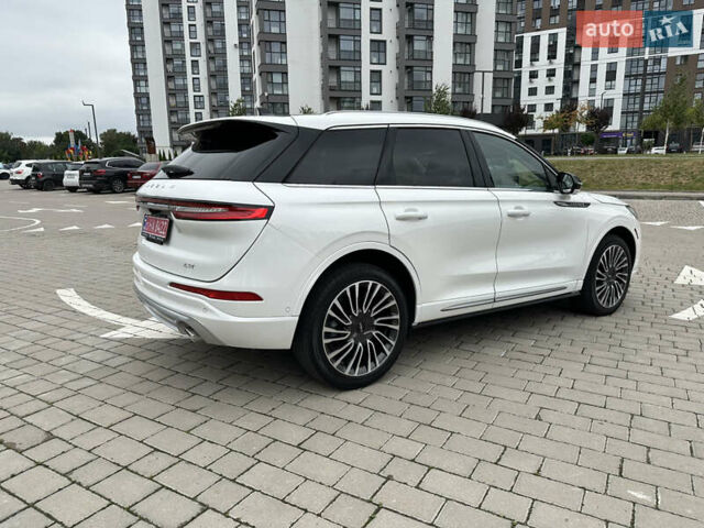 Белый Линкольн Corsair, объемом двигателя 2.29 л и пробегом 101 тыс. км за 24500 $, фото 10 на Automoto.ua