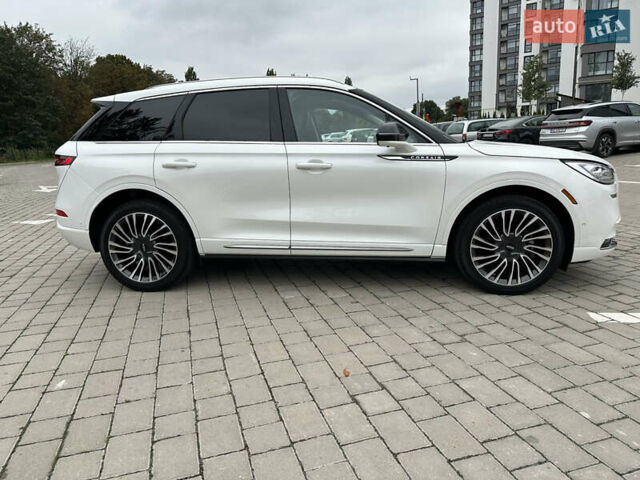 Белый Линкольн Corsair, объемом двигателя 2.29 л и пробегом 101 тыс. км за 24500 $, фото 9 на Automoto.ua