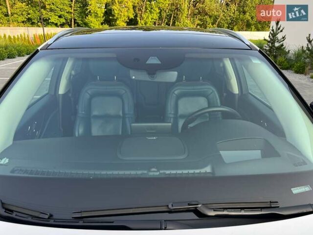 Белый Линкольн Corsair, объемом двигателя 2.29 л и пробегом 101 тыс. км за 24500 $, фото 1 на Automoto.ua