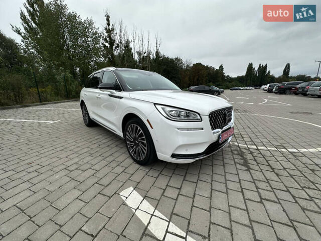 Белый Линкольн Corsair, объемом двигателя 2.29 л и пробегом 101 тыс. км за 24500 $, фото 14 на Automoto.ua