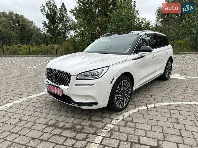 Белый Линкольн Corsair, объемом двигателя 2.29 л и пробегом 101 тыс. км за 24500 $, фото 5 на Automoto.ua