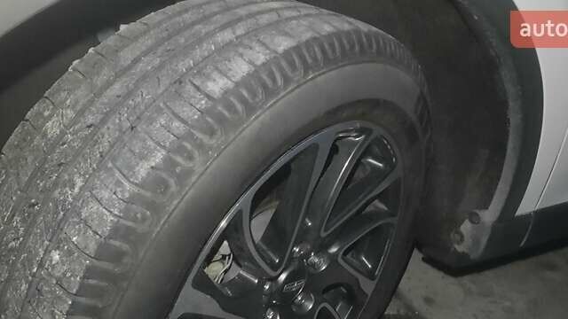 Белый Линкольн Corsair, объемом двигателя 2 л и пробегом 122 тыс. км за 14950 $, фото 34 на Automoto.ua