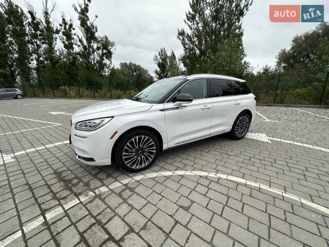 Белый Линкольн Corsair, объемом двигателя 2.29 л и пробегом 101 тыс. км за 24500 $, фото 11 на Automoto.ua