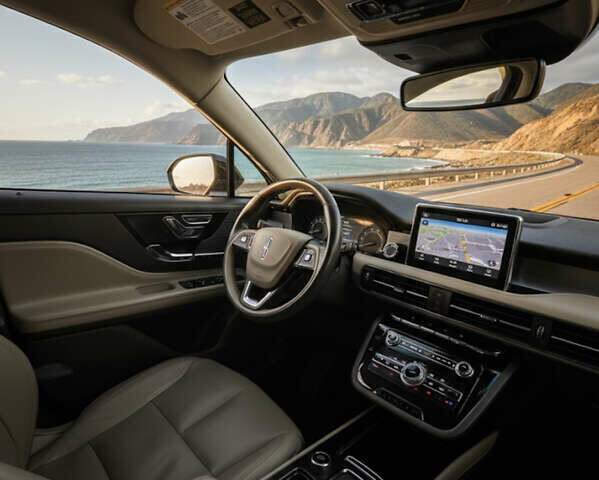 Белый Линкольн Corsair, объемом двигателя 2 л и пробегом 77 тыс. км за 23333 $, фото 7 на Automoto.ua