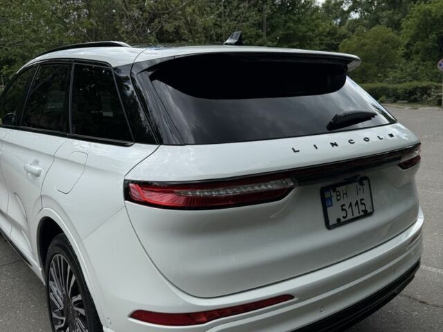 Білий Лінкольн Corsair, об'ємом двигуна 2.5 л та пробігом 16 тис. км за 33880 $, фото 2 на Automoto.ua