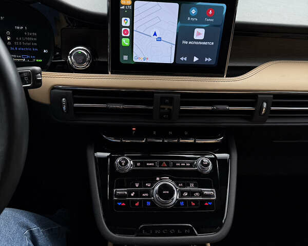 Белый Линкольн Corsair, объемом двигателя 2.5 л и пробегом 16 тыс. км за 33888 $, фото 12 на Automoto.ua