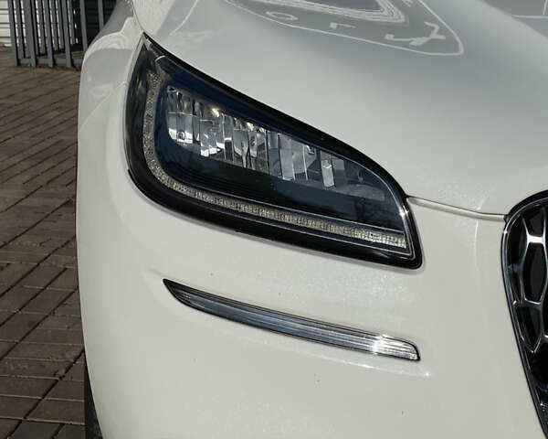 Білий Лінкольн Corsair, об'ємом двигуна 2 л та пробігом 78 тис. км за 27500 $, фото 7 на Automoto.ua