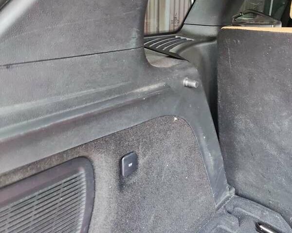 Белый Линкольн Corsair, объемом двигателя 2.49 л и пробегом 79 тыс. км за 30000 $, фото 17 на Automoto.ua