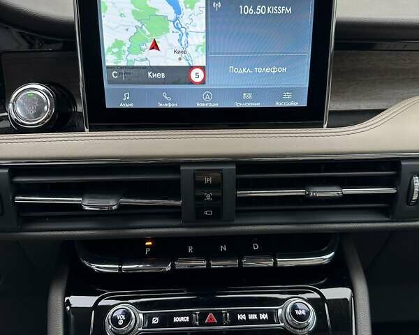 Белый Линкольн Corsair, объемом двигателя 2 л и пробегом 22 тыс. км за 27500 $, фото 33 на Automoto.ua