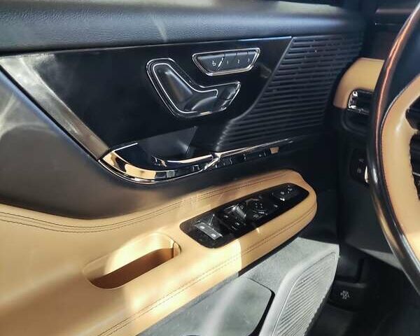 Белый Линкольн Corsair, объемом двигателя 2.49 л и пробегом 79 тыс. км за 30000 $, фото 12 на Automoto.ua