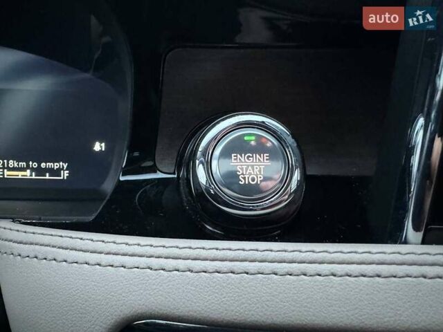 Белый Линкольн Corsair, объемом двигателя 2 л и пробегом 24 тыс. км за 25990 $, фото 20 на Automoto.ua