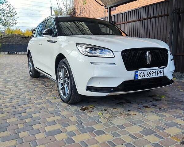 Белый Линкольн Corsair, объемом двигателя 2.49 л и пробегом 79 тыс. км за 30000 $, фото 23 на Automoto.ua