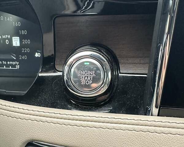 Белый Линкольн Corsair, объемом двигателя 2 л и пробегом 22 тыс. км за 27500 $, фото 34 на Automoto.ua