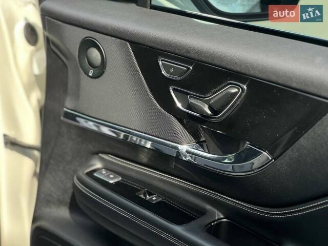 Белый Линкольн Corsair, объемом двигателя 2 л и пробегом 38 тыс. км за 27500 $, фото 19 на Automoto.ua