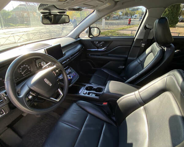 Білий Лінкольн Corsair, об'ємом двигуна 2 л та пробігом 78 тис. км за 27500 $, фото 23 на Automoto.ua