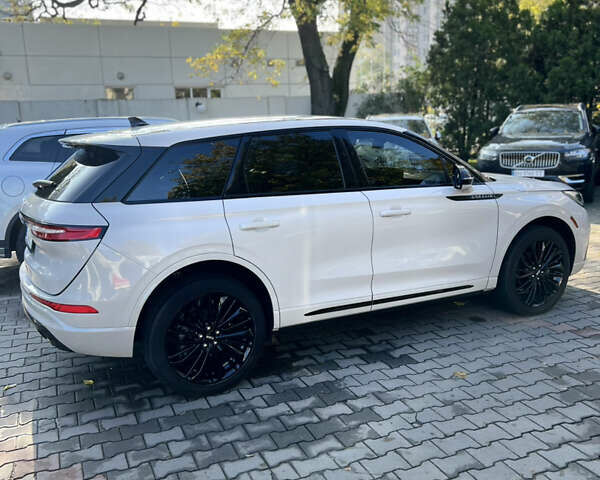 Белый Линкольн Corsair, объемом двигателя 2 л и пробегом 15 тыс. км за 34800 $, фото 10 на Automoto.ua