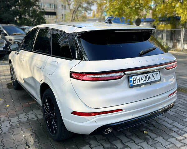 Білий Лінкольн Corsair, об'ємом двигуна 2 л та пробігом 16 тис. км за 33750 $, фото 2 на Automoto.ua