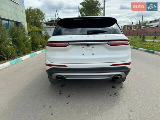 Белый Линкольн Corsair, объемом двигателя 2 л и пробегом 2 тыс. км за 30000 $, фото 2 на Automoto.ua