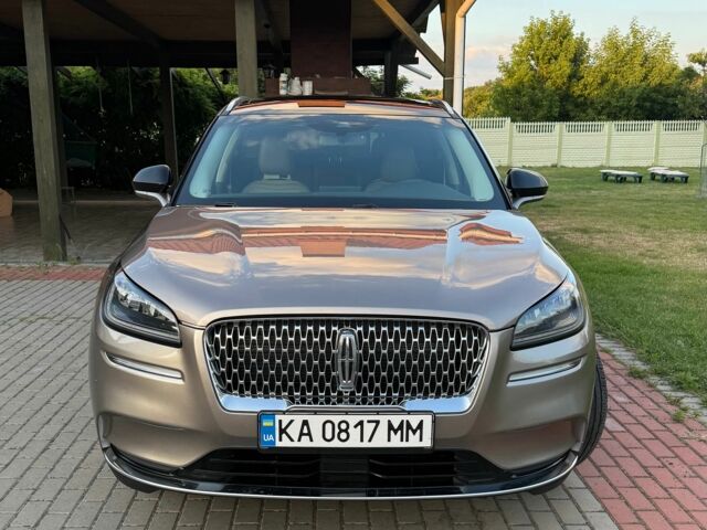 Бежевый Линкольн Corsair, объемом двигателя 2 л и пробегом 57 тыс. км за 25000 $, фото 1 на Automoto.ua