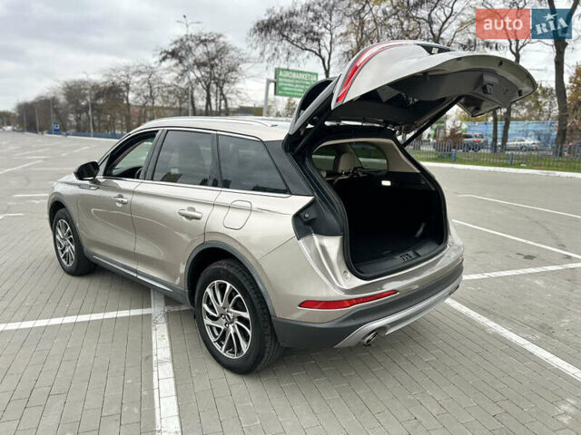 Бежевый Линкольн Corsair, объемом двигателя 2 л и пробегом 63 тыс. км за 25000 $, фото 23 на Automoto.ua