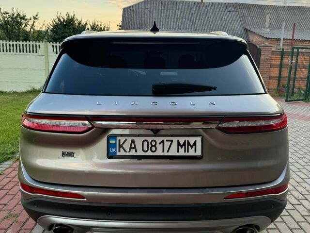 Бежевый Линкольн Corsair, объемом двигателя 2 л и пробегом 57 тыс. км за 25000 $, фото 4 на Automoto.ua