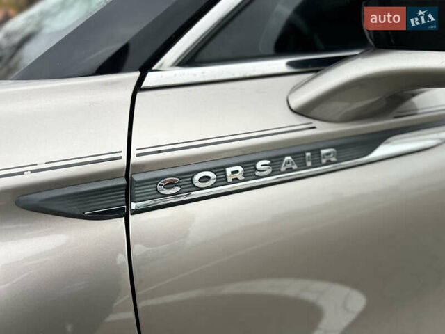 Бежевый Линкольн Corsair, объемом двигателя 2 л и пробегом 63 тыс. км за 25000 $, фото 26 на Automoto.ua