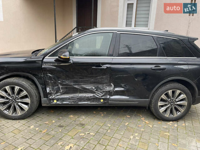 Черный Линкольн Corsair, объемом двигателя 2 л и пробегом 137 тыс. км за 17000 $, фото 14 на Automoto.ua