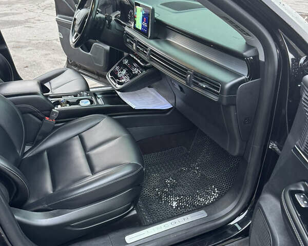 Черный Линкольн Corsair, объемом двигателя 2 л и пробегом 152 тыс. км за 20100 $, фото 34 на Automoto.ua