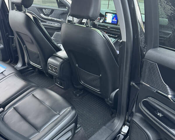 Черный Линкольн Corsair, объемом двигателя 2 л и пробегом 152 тыс. км за 20100 $, фото 28 на Automoto.ua