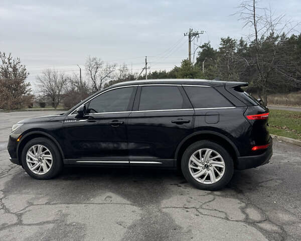 Черный Линкольн Corsair, объемом двигателя 2 л и пробегом 152 тыс. км за 20100 $, фото 10 на Automoto.ua