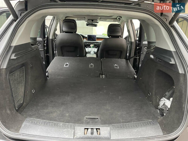 Черный Линкольн Corsair, объемом двигателя 2 л и пробегом 137 тыс. км за 17000 $, фото 3 на Automoto.ua