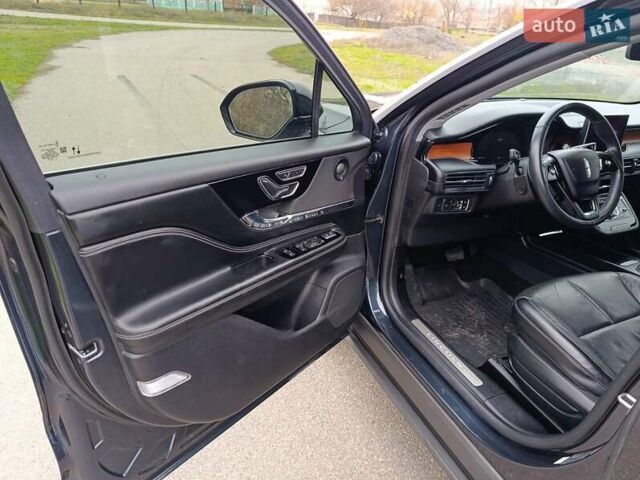 Черный Линкольн Corsair, объемом двигателя 2 л и пробегом 71 тыс. км за 22000 $, фото 11 на Automoto.ua